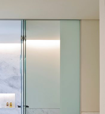 Shower Door view 4