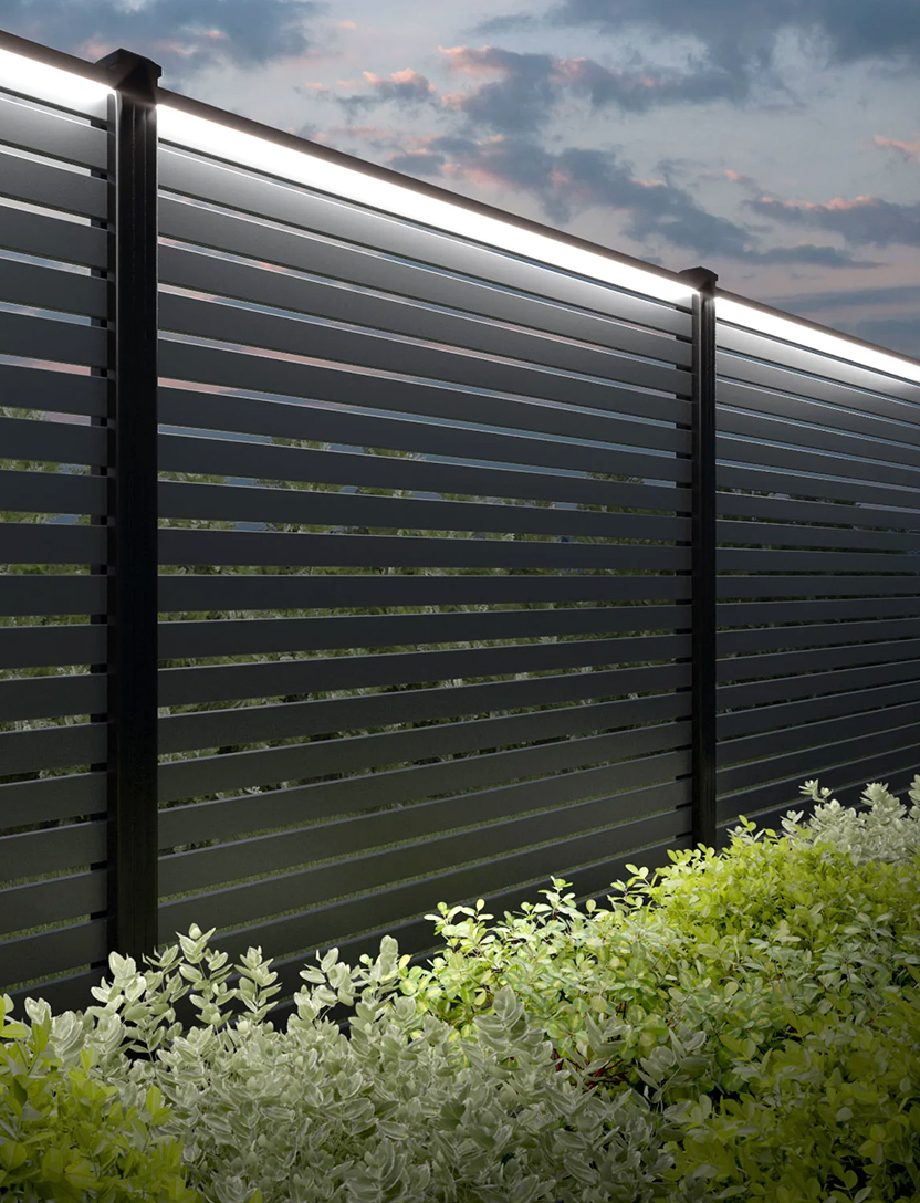 Aluminum Slat Fence view 3
