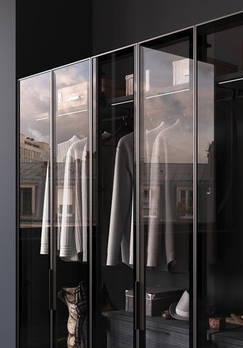 Walk in Closet (Aluminum Glass Door)