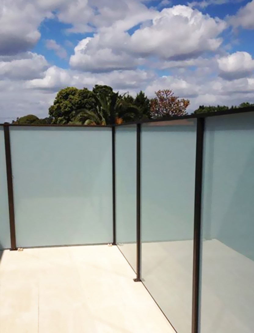 Aluminum Glass Railing view 3