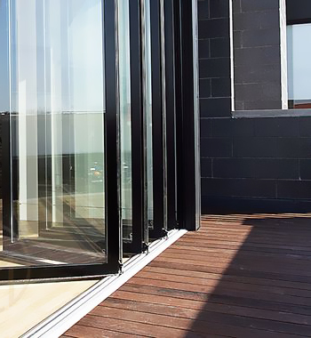Aluminum Bi-fold Door view 4