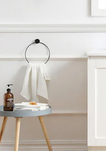 Free-standing Vanity