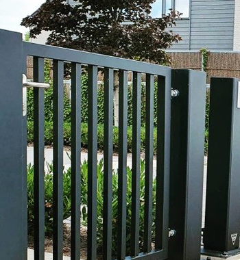 Aluminum Slat Fence view 4