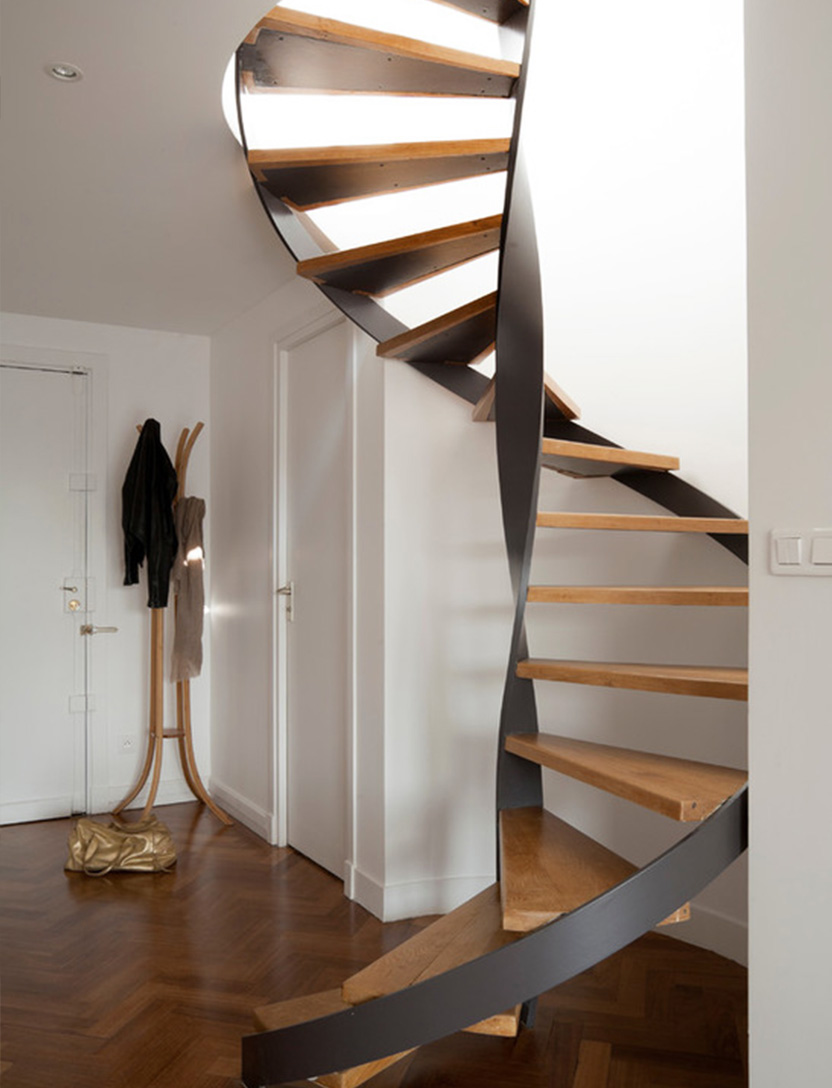 Curved Staircase view 3