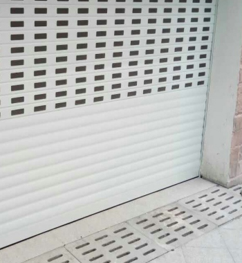 Roller Blind Garage Door view 4