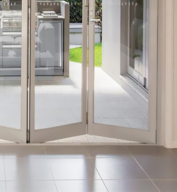 Aluminum Bi-fold Door view 4