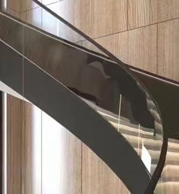 Curved Staircase view 4