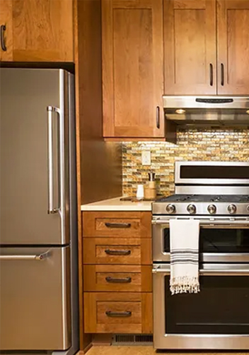 Solid Wood Kitchen Cabinet