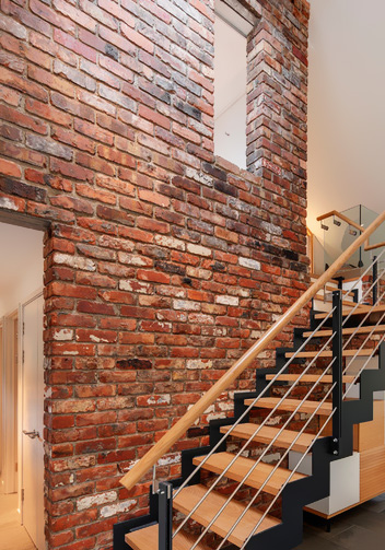 Plate Stringer Staircase