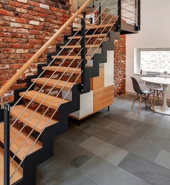 Plate Stringer Staircase view 4